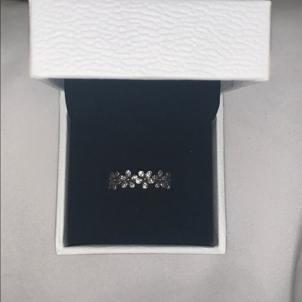 Daisy Flower Pandora Ring